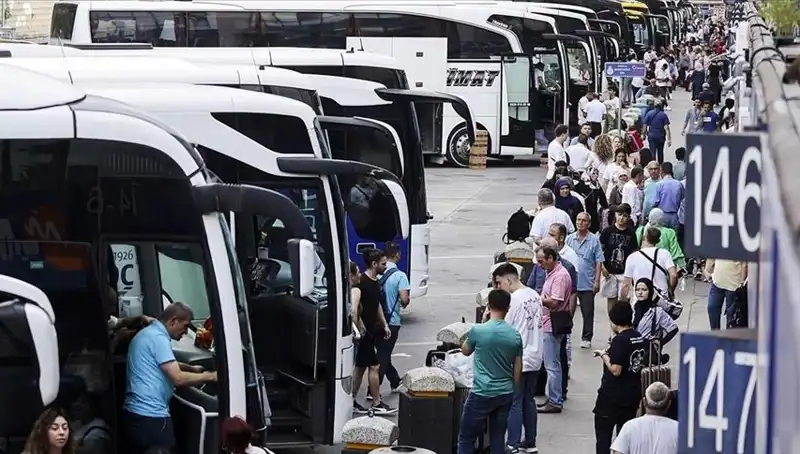 İstanbul’da 2022’de 369 Bin Kişi Şehri Terk Etti: Nedenler Neler?