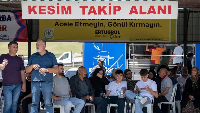Ankara’da Kurban Pazarlarında Bayram Coşkusu ve Hareketlilik Artıyor