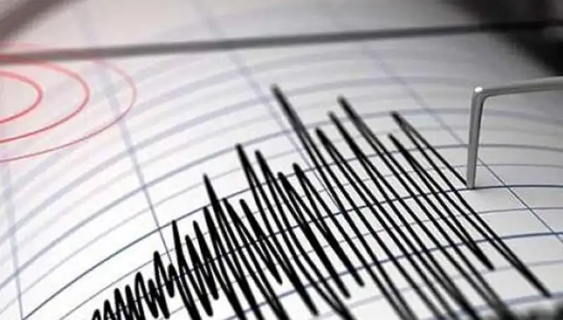Sındırgı'da 4,3 Büyüklüğünde Deprem: Yetkililerden İlk Açıklamalar Geldi