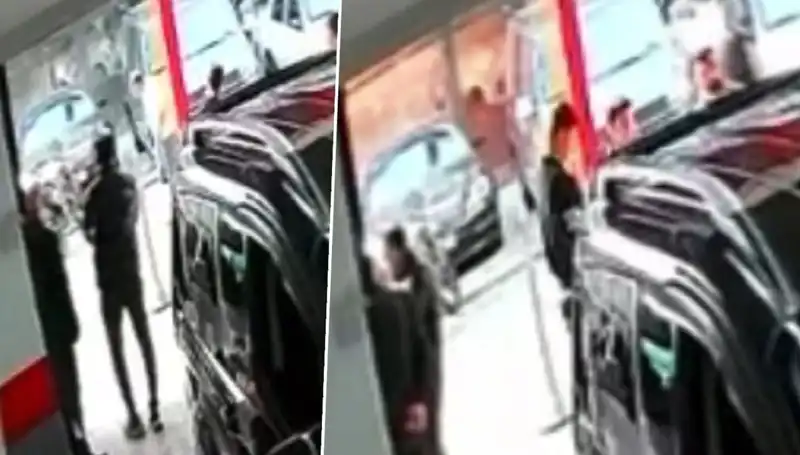 İstanbul'da Galeriye El Yapımı Patlayıcıyla Saldırı: Güvenlik Alarmı!