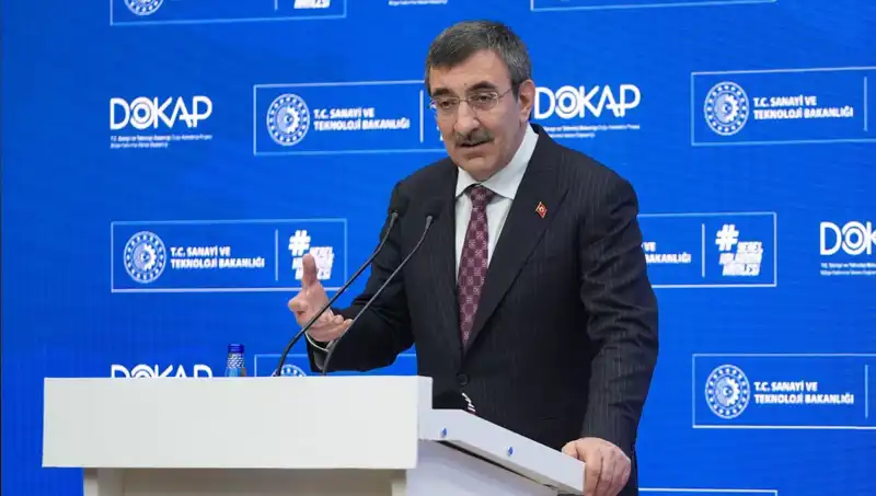 Cevdet Yılmaz, Ekonomi Hedeflerini Açıkladı: Enflasyon Öncelikli Mesaj