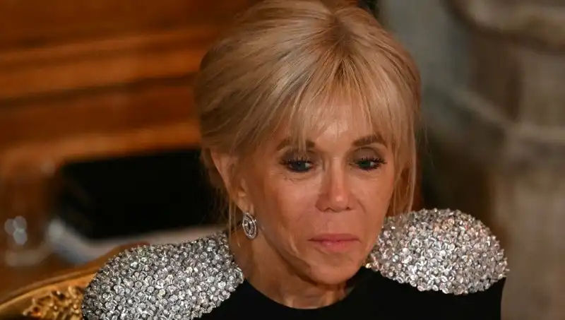 First Lady Davası: "Erkek Olarak Doğdu" Yalanına Beraat Kararı!