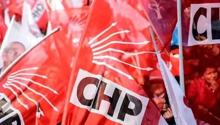 CHP'de Kriz: Ataşehir, Esenyurt ve Sarıyer Kongreleri İptal Edildi!