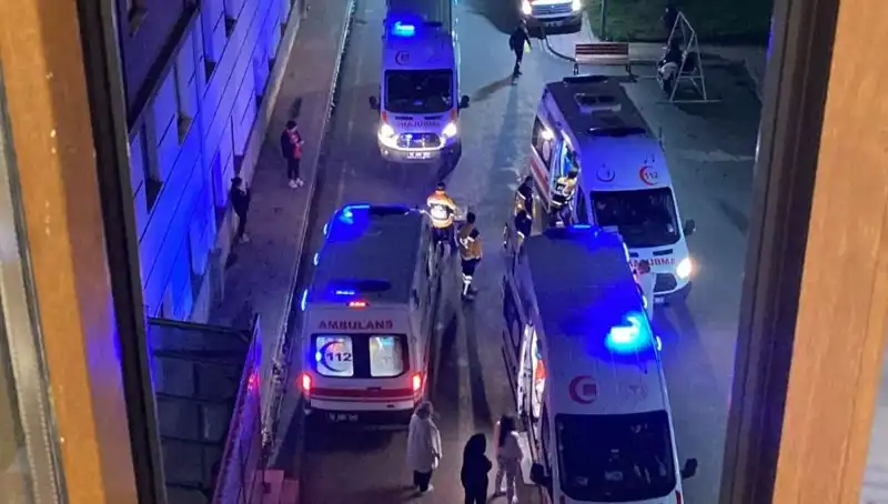 Geceyi Kabusa Çeviren Yemek: 53 Öğrenci Hastaneye Kaldırıldı