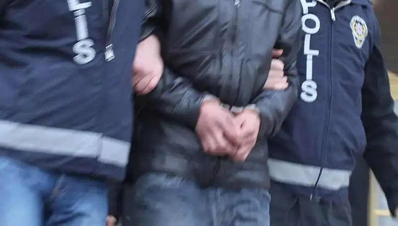 Konya Merkezli Dolandırıcılık Operasyonu: 13 Tutuklama ve Çarpıcı Detaylar