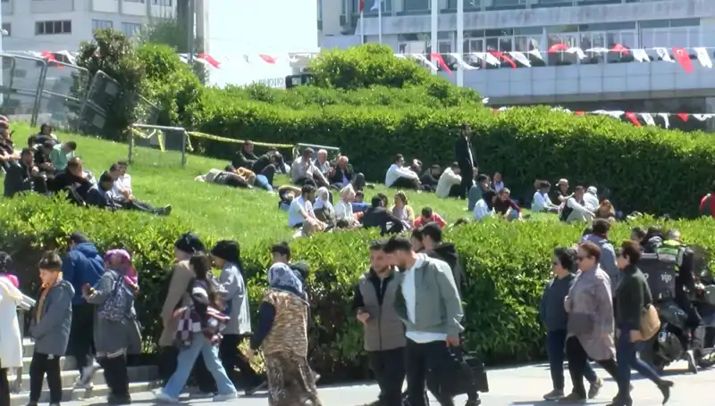 Taksim'de Deprem Yoğunluğunun Artışı: Ne Anlama Geliyor?