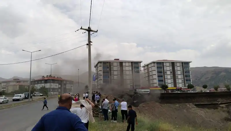 Bitlis'te Doğalgaz Hattında Patlama: Olayın Ardından Neler Yaşandı?