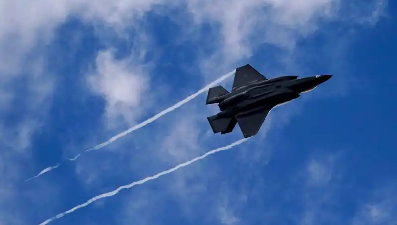 Atina'da Artan Türkiye Endişesi: F-35'ler Konusundaki Belirsizlikler