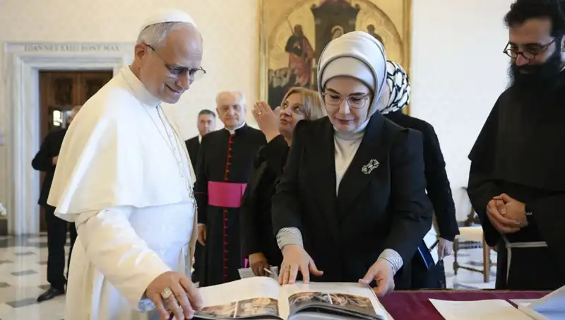 Emine Erdoğan ve Papa Leo: Gazze'ye Yönelik Tarihi Buluşmanın Ayrıntıları