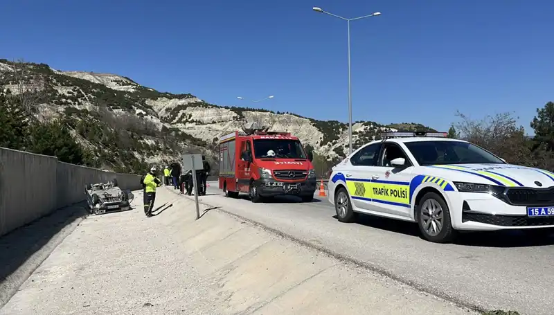 Burdur'da Feci Kaza: İki Çocuk ve Dört Yaralı, Hayat Devam Ediyor