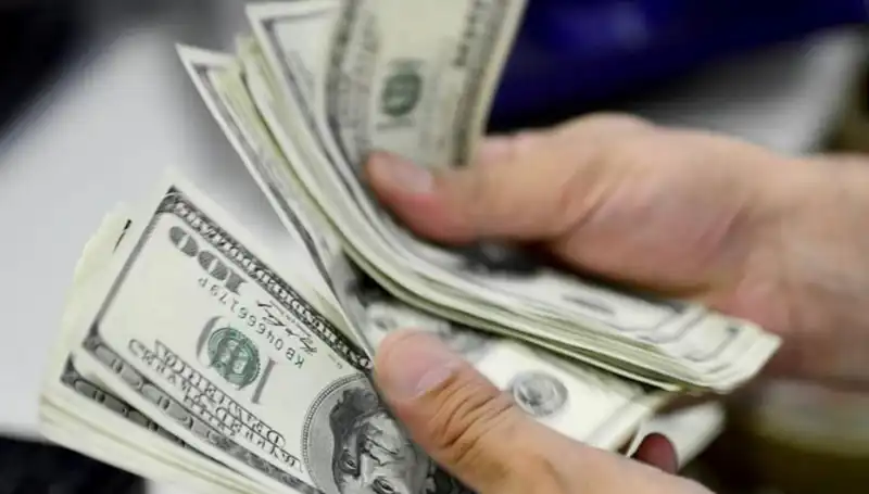 Dolar Kuru 30 Nisan 2024: Fiyatlar Ne Yönde Seyrediyor?