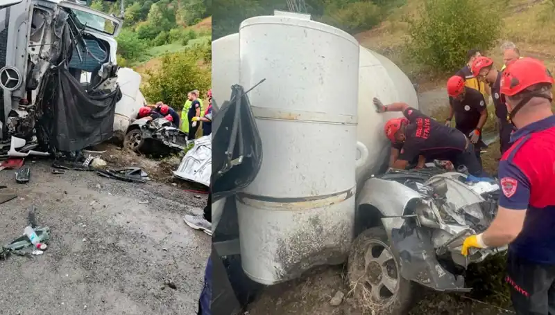 Beton Mikseri Otomobilin Üzerine Devrildi: Kaza Sonucu 1 Ölü, 1 Yaralı