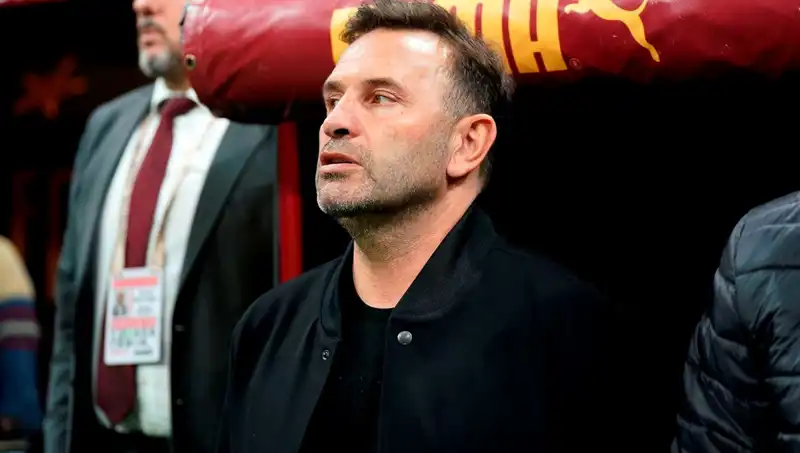 Galatasaray'da Okan Buruk'tan Şaşırtan Tek Değişiklik Açıklandı