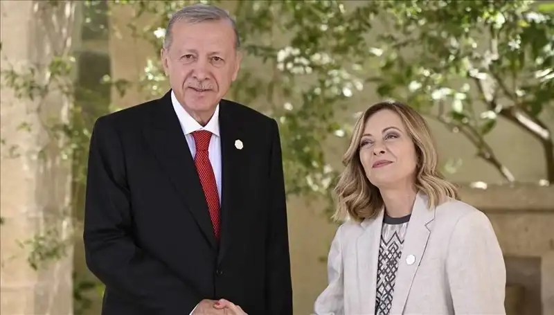 İstanbul'da Akdeniz Zirvesi: Erdoğan İtalya ve Libya Liderleriyle Buluşuyor